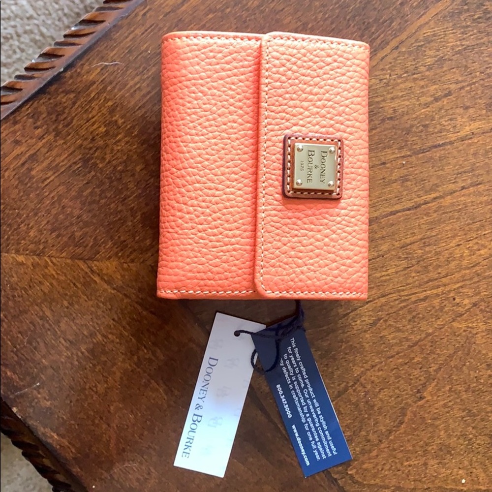 Dooney &Bourke, small wallet